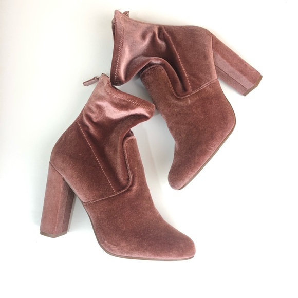 Steve Madden Shoes - Steve Madden pink suede Booties